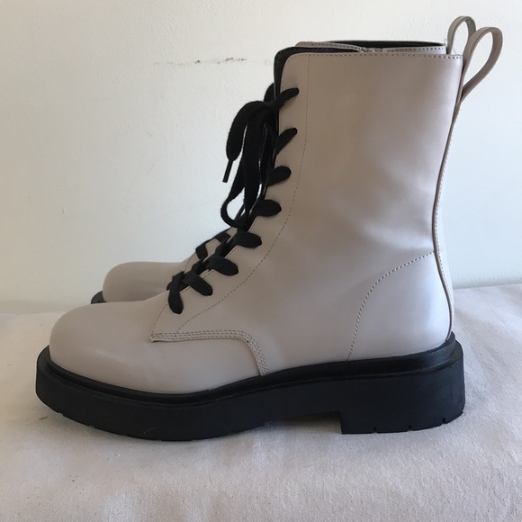 H&M Sz 41 combat boots white vegan leather black chunky sole black lace side zip - Picture 3 of 8